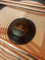 Pioneer 先鋒 10 吋車用重低音喇叭 正面配有雙條金屬防護桿