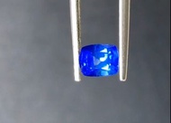 👑1.01卡斯里蘭卡無燒天然皇家藍藍寶石裸石跟國際證書
 👑1.01ct Sri Lanka Un Heated Royal Blue Natural Sapphire Gemstone