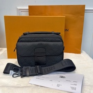 LV S-Lock Messenger 全套齊 最型格暗黑風格🖤情人節回禮一流❤️‍🔥
