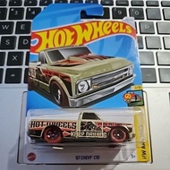 Hot Wheels 67 Chevy C10