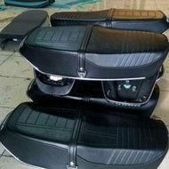 GL 100 ANTI-FLAT SEAT - GL 100 seat with circle trim - GL 100 premium seat GL 100 seat