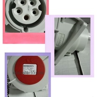 Mounting panel 5 pin 32 amp IP 67 weeks