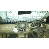 Sienta Synthetic Leather Car Dashboard Mat