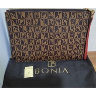 Bonia clutch