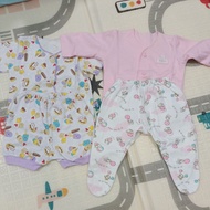 Preloved 2 SETS OF BABY CLOTHES 0-3 MONTHS