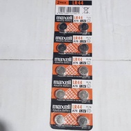 Original Maxell LR 44 Button Battery
