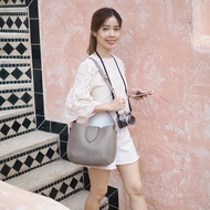 Charin Bag-  Cayla กระเป๋าหนังวัวแท้ นุ่ม เบา ใส่จุมาก ช่องเก็บของรอบกระเป๋า