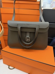 Hermes halzan 25