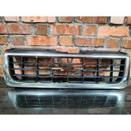 JDM Isuzu Trooper Bighorn UBS69 Front Grill Grille Sarong 1992-1997 Original Japan Parts