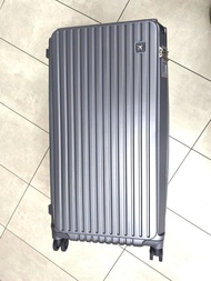 頂開式 30吋 灰色硬殼四輪旅行喼行李箱 30 inch Luggage