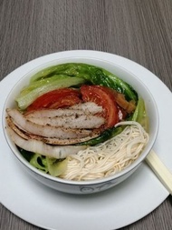 蕃茄豬扒淮山麵