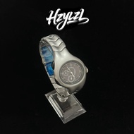 Hy2k Steel Band Watch Unique Medieval Style Trendy Wear