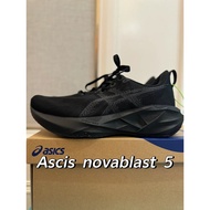 I9Y7 NOVABLAST 5 Men's And Women's Running Shoes