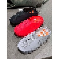 M1•nd O O 1 Black Red Grey