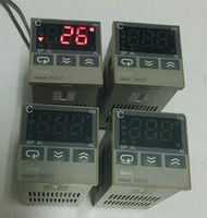 🌞二手現貨保固 OMRON 歐姆龍 E5CST-R1KJ 110 / 220 VAC 數位溫控器 端子型 溫度控制器