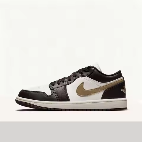 Nike AJ1 Retro-inspired fashionable low-top sneakers with comfortable, durable, and slip-resistant s