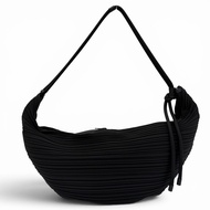 全新☆ 三宅一生PLEATS PLEASE PP39AG536 抽繩褶皺斜挎包，黑色，日本製造，正品，女士款。