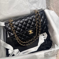 Chanel • 經典黑金荔枝牛皮Cf 25 中號