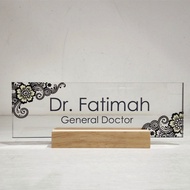 Desk Name Plate / Papan Tanda Nama Meja /  Custom Name Plat Acrylic Printed Office/ 姓名桌牌 / Customize