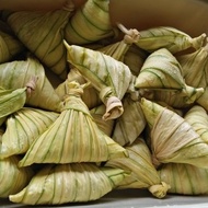 Ketupat Palas Lemak Kacang Inti Serunding Daging Serunding Ayam Terengganu 500gm(11-12pcs) 1kg(21-24