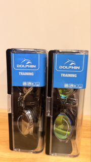 Dolphin 訓練泳鏡兩對共$125