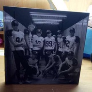 EXO CD DVD 專輯 書 近新 韓國 偶像 海報 bts 少女時代 sj super junior 收藏 粉絲 #搬家囉