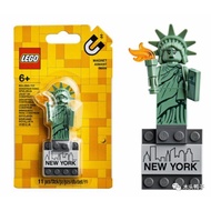 Lego Statue of Liberty magnet 854031