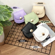 Croco Lola Sling bag - Sling bag ChainWanita