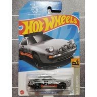 Hot Wheels - Porsche 928s Safari (SEALED)