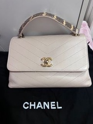 Chanel  Handle handbag 牛皮 金扣 手袋