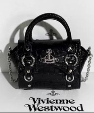 Vivienne Westwood 黑色鱷魚紋手提包  西太後機車包新款甜酷風保齡球包包