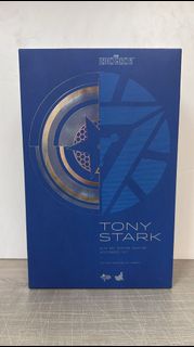 Hottoys Iron Man 2 Tony Stark Arc Reactor Creation Ver. 1/6 Figure MMS273