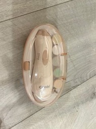 Combi嬰兒磨甲機