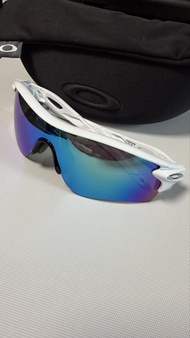 Oakley Radar Lock Path 運動太陽眼鏡