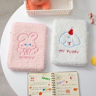 Animals Pouch 毛毛茸款 iPad 11" 收納包 - 粉紅色 / 白色 / 啡色/ 米白色 - 預訂款