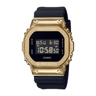CASIO G-SHOCK (G-Shock) Metal Covered Series Black x Gold Color Model GM-5600G-9JF