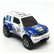 Majorette Misubishi Pajero HP201-Smokes Window White Scale 1/58 (8cm) Second-Hand Model 001