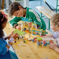 LEGO Friends 41731 Heartlake International School Building Toy Set (985 Pieces) Kids Toys Blocks Dolls Doll House