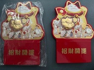 周大福招財貓金飾連坐枱企架