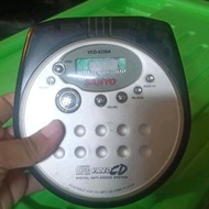 VCD CD portable player Sanyo vcd-x220a japan kondisi rusak