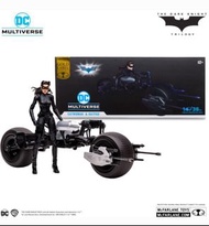 全新🔥旺角店 現貨🔥MCFARLANE CATWOMAN & BATPOD ( THE DARK KNIGHT RISES ) 貓女 + 電單車 蝙蝠俠 夜神起義 全新未開封品, 貨品於旺角本店同步發