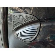 Navara D40 tank cover