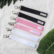 GANTUNGAN STRAP Hologram Keychain kpop Shinee onew key Jonghyun Minho Taemin