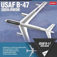 Edmei Assembled Model 1/144 American USAF B-47 Bomber 12618
