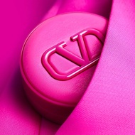 Valentino 氣墊粉餅 粉色