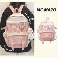 【พร้อมส่ง】MC.MAZO กระเป๋าเป้ ผ้านุ่ม กระเป๋าสะพายหลัง แถมเข็มกลัด2025
