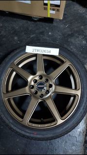 Rays 日本車 17x7 et32 4x100