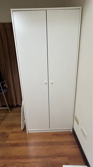 IKEA 雙門衣櫃（有附全身貼鏡）