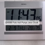 Qhl088 Table Clock / Seiko Digital Wall Clock