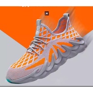XM BZK sport shoes size 40 (UK 7)